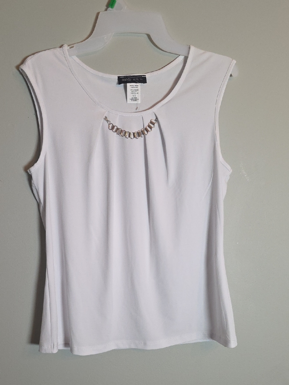 Dana Buchman White Sleeveless Tank with Decorative Necklet